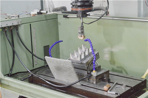 深圳注塑模具廠